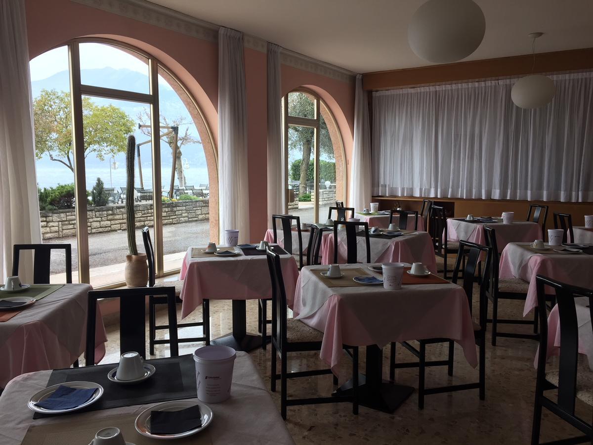 Piccolo Hotel Direkt Am See Brenzone sul Garda Eksteriør bilde